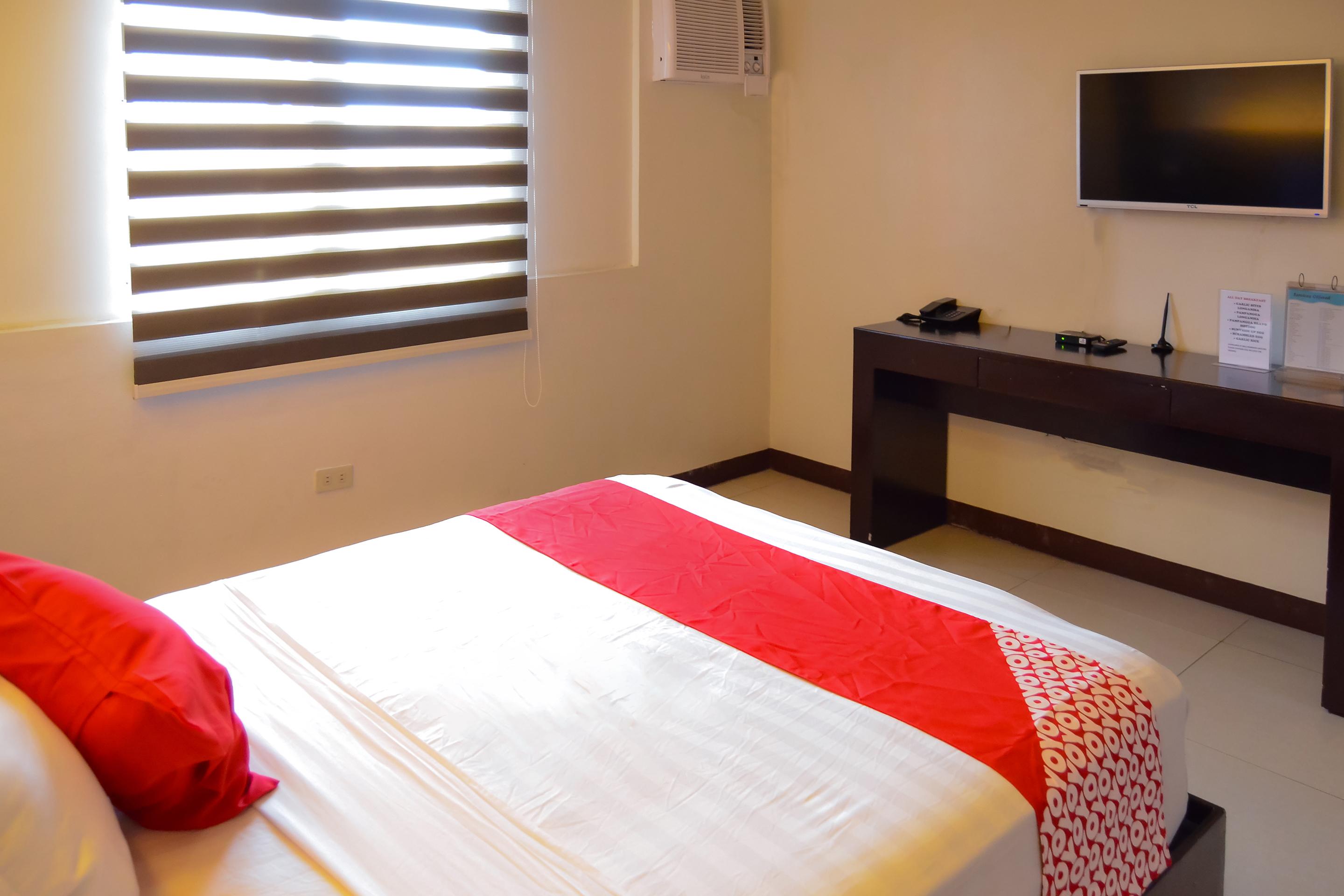 Super Oyo 791 Bell Mansion Otel Quezon City Dış mekan fotoğraf