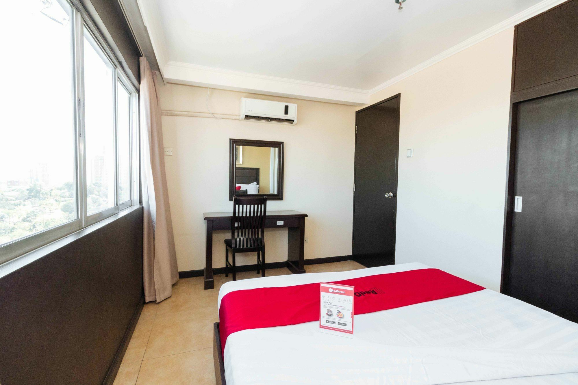 Super Oyo 791 Bell Mansion Otel Quezon City Dış mekan fotoğraf
